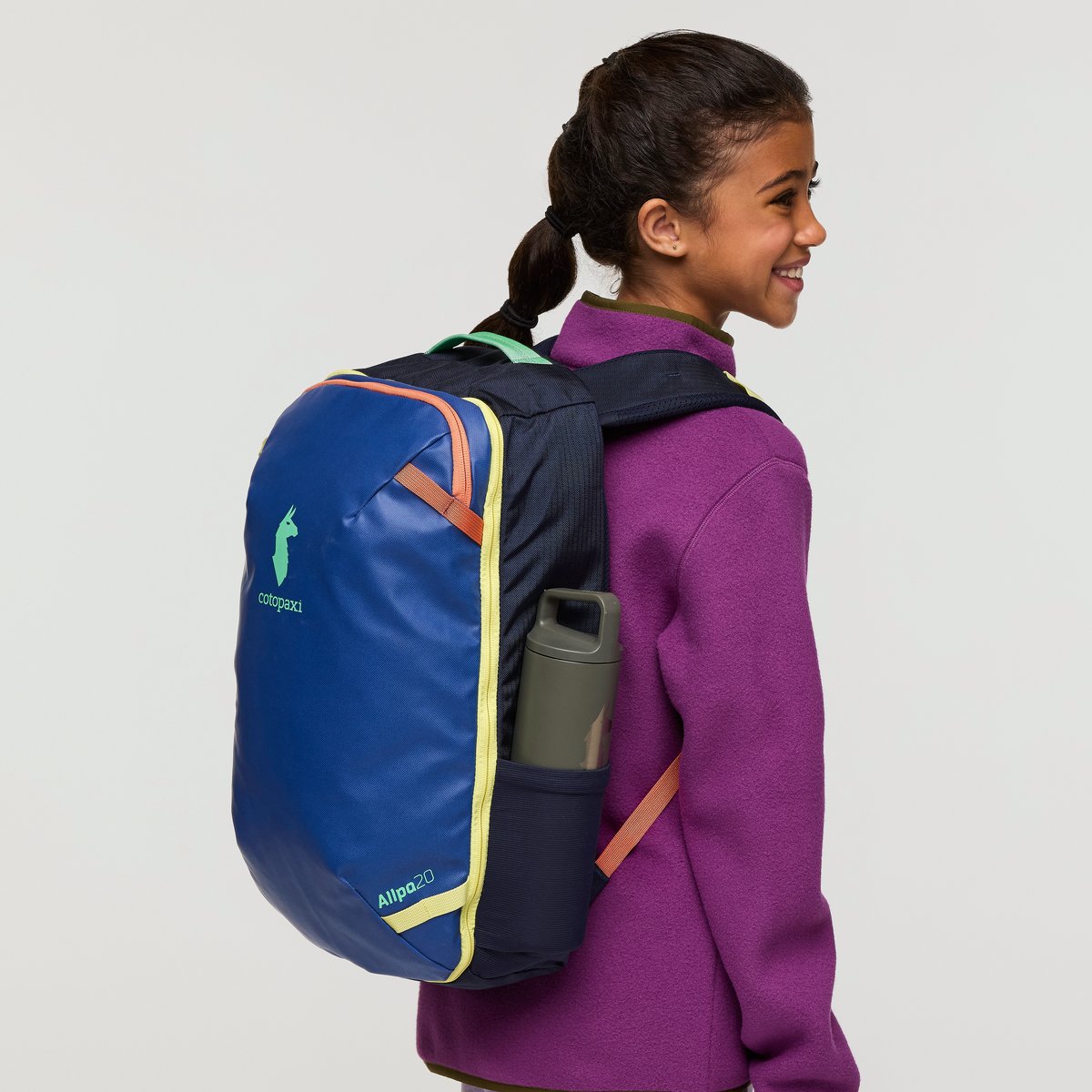 Cotopaxi Allpa Mini 20l Travel Pack Lemongrass/Cedar – batoh Allpa Mini na zádech