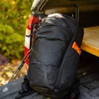 Evergoods Mountain Panel Loader 22l solution dyed black (20)