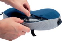 Cocoon nafukovací polštář Air-Core Hammock/Travel Pillow galaxy bue/grey (6)