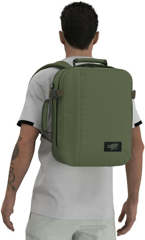 CabinZero Classic Tech 28l Georgian Khaki – detail batohu