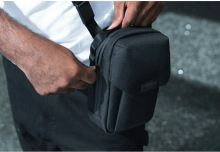 Wandrd taška přes rameno X1 Cross Body Bag black (9)