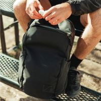 Evergoods Civic Half Zip 26l solution dyed black V3 (5)