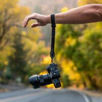 Wandrd popruh na zápěstí Wrist Strap (9)