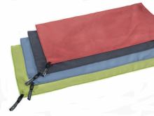 Cocoon ultralehký ručník Microfiber Towel Ultralight marsala red (1)
