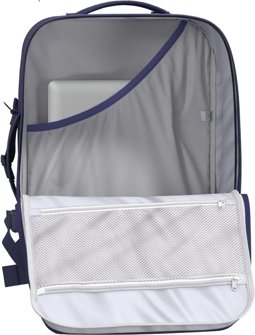 CabinZero Military 44l Galaxy Blue – detail nošení